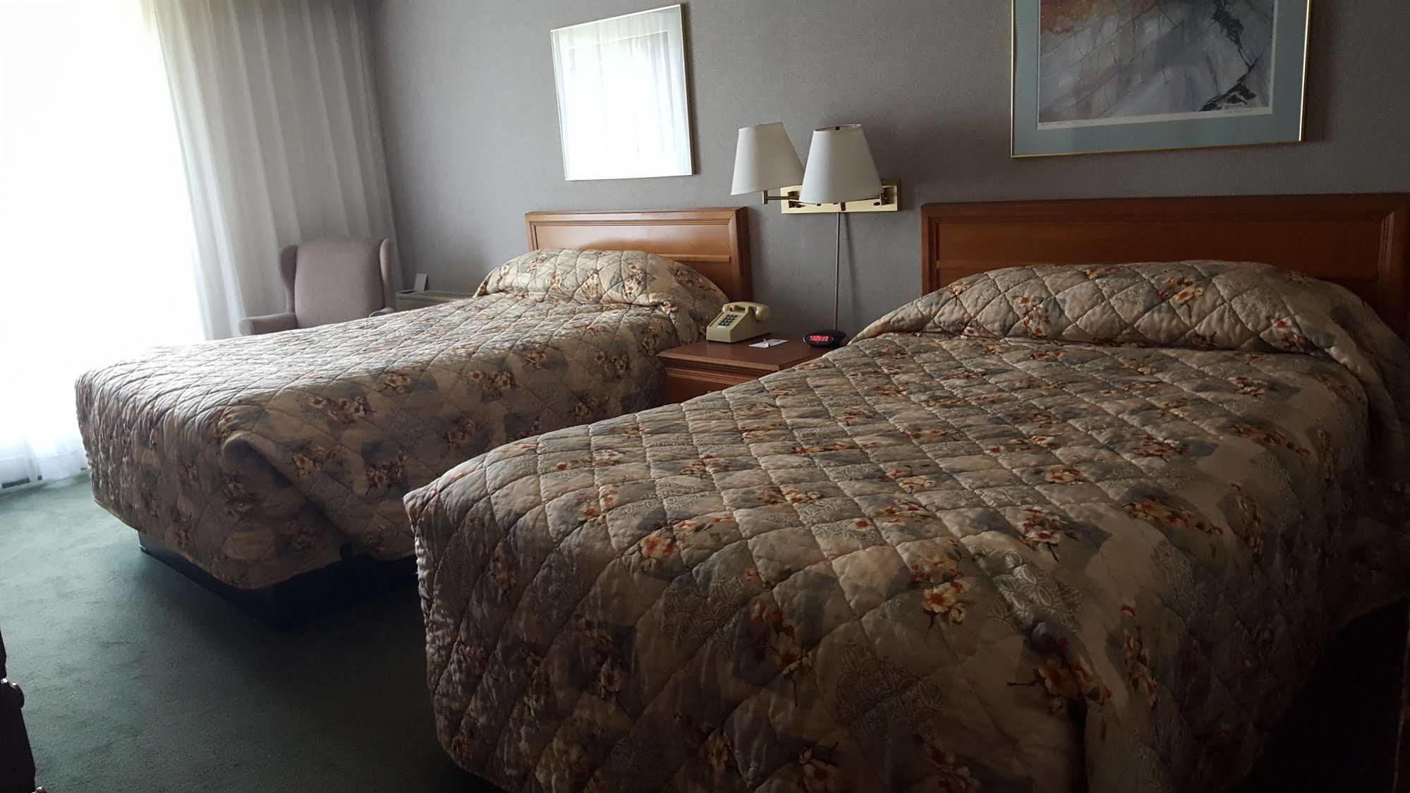 Hibbing Park Hotel Buitenkant foto