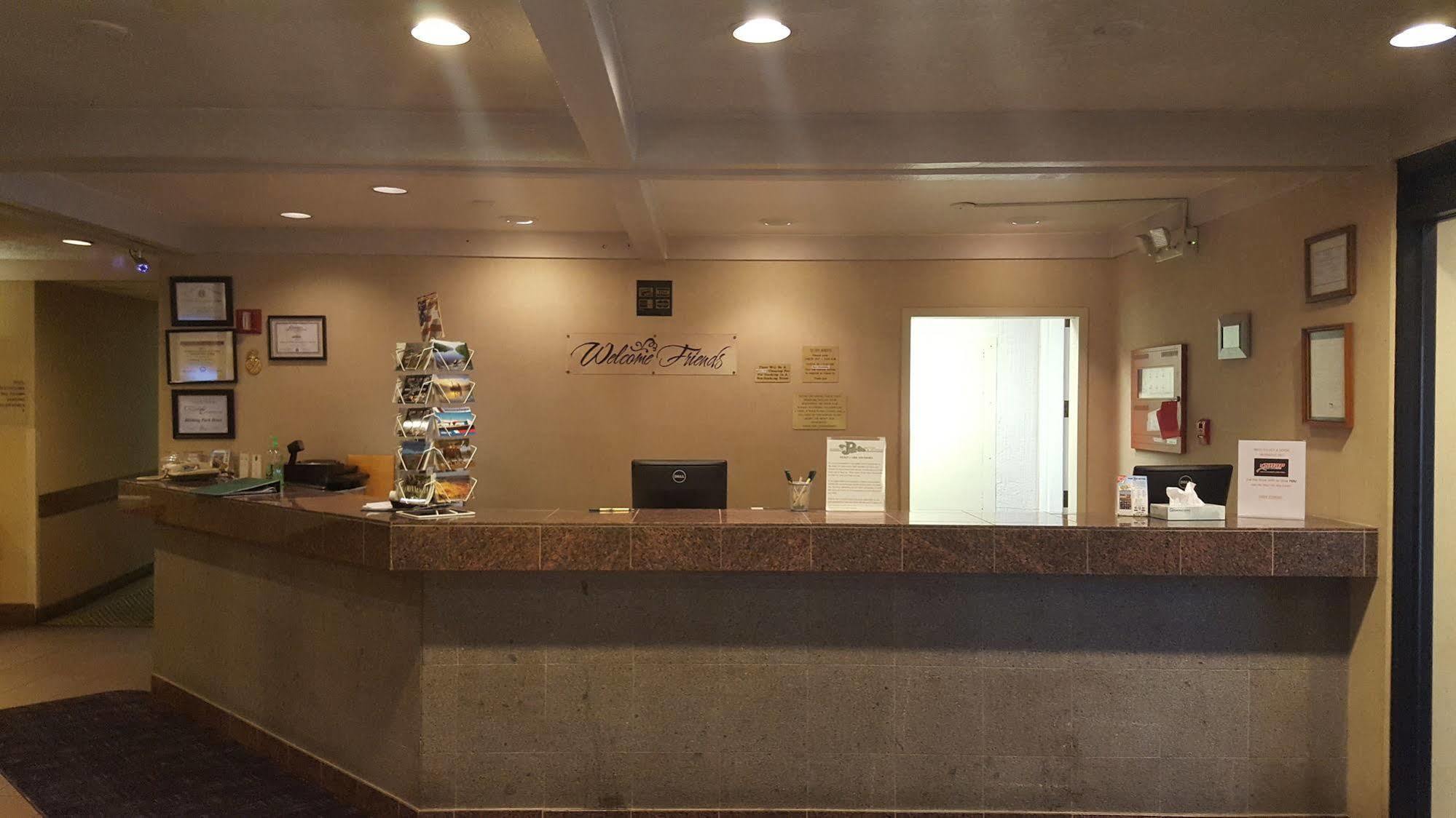 Hibbing Park Hotel Buitenkant foto